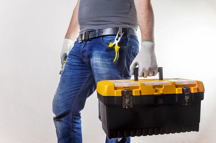 Tool-Storage-–-Why-Add-A-Hand-Carry-Toolbox-To-Your-Collection-1024x677-jpg